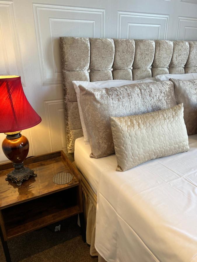 Raffles Hotel Blackpool Bagian luar foto
