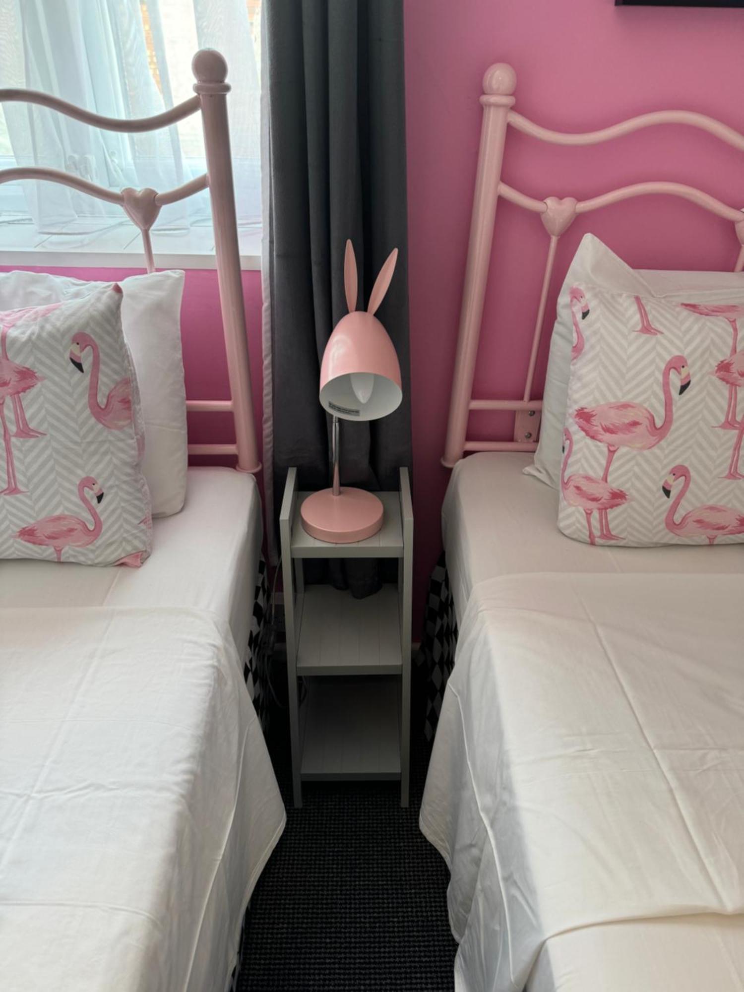 Raffles Hotel Blackpool Bagian luar foto